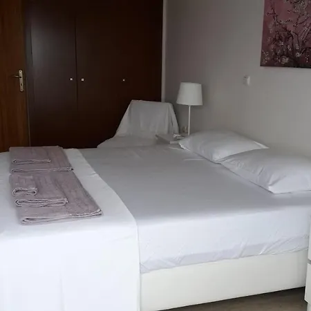 George & Elpis House Appartement *
