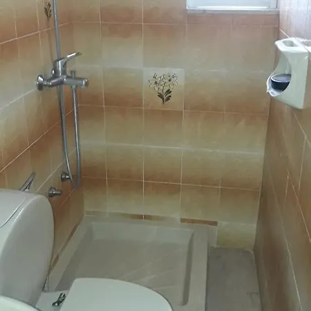 Апартаменти George & Elpis House Rhodes City